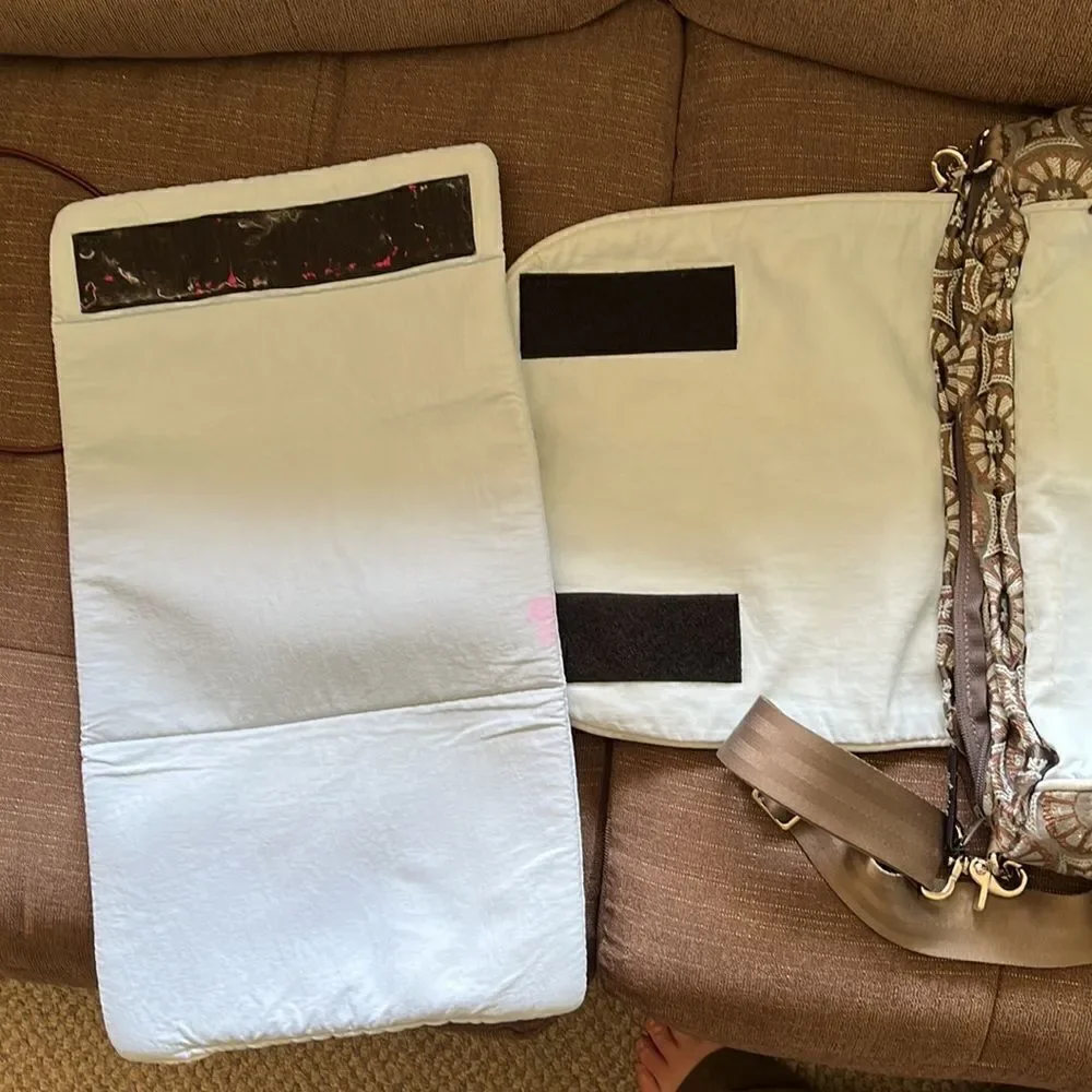 CUTE PETUNIA PICKLE BOTTOM DIAPER BAG/PURSE/BACKPACK